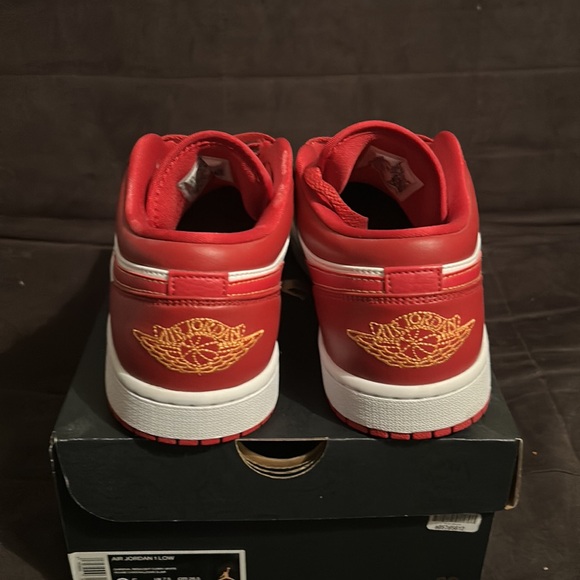 Jordan 1 low “cardinal red” - Picture 4 of 4